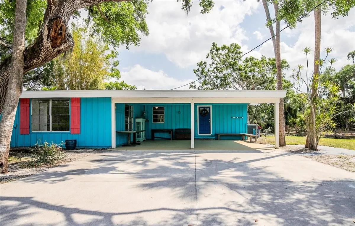 6737 LINCOLN RD