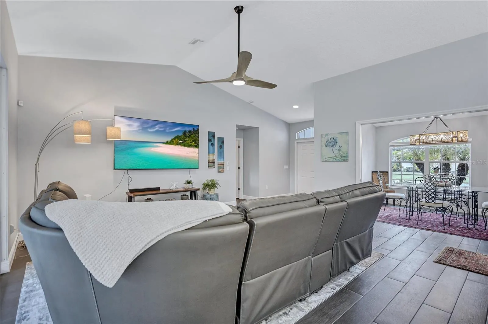 2104 TOCOBAGA LN