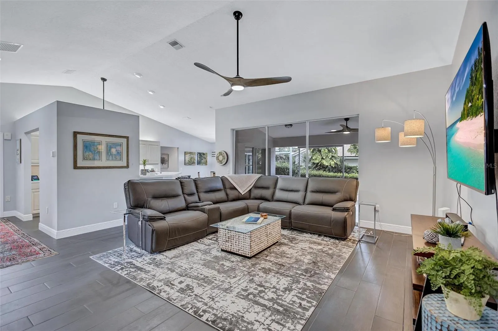 2104 TOCOBAGA LN