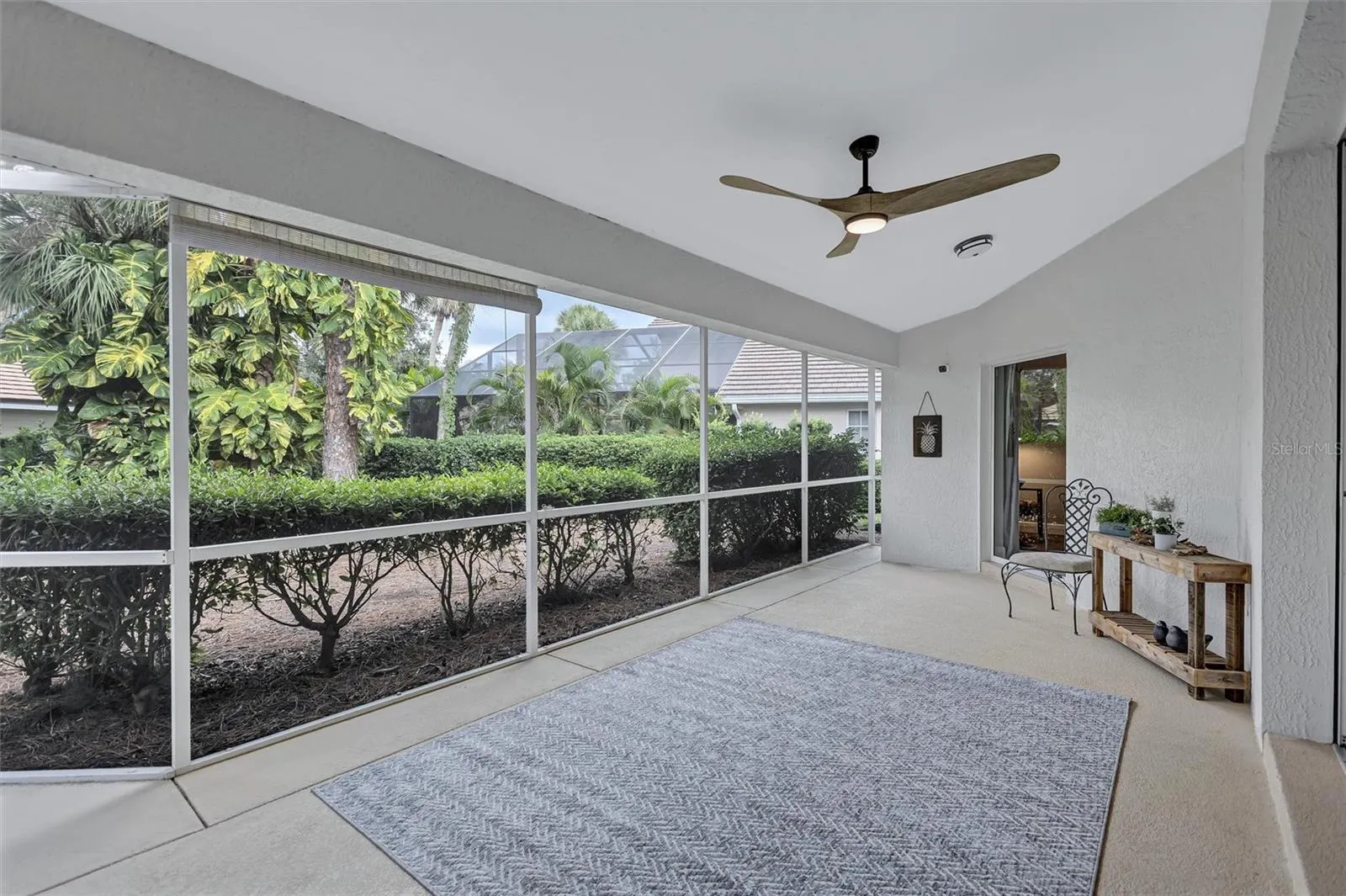 2104 TOCOBAGA LN