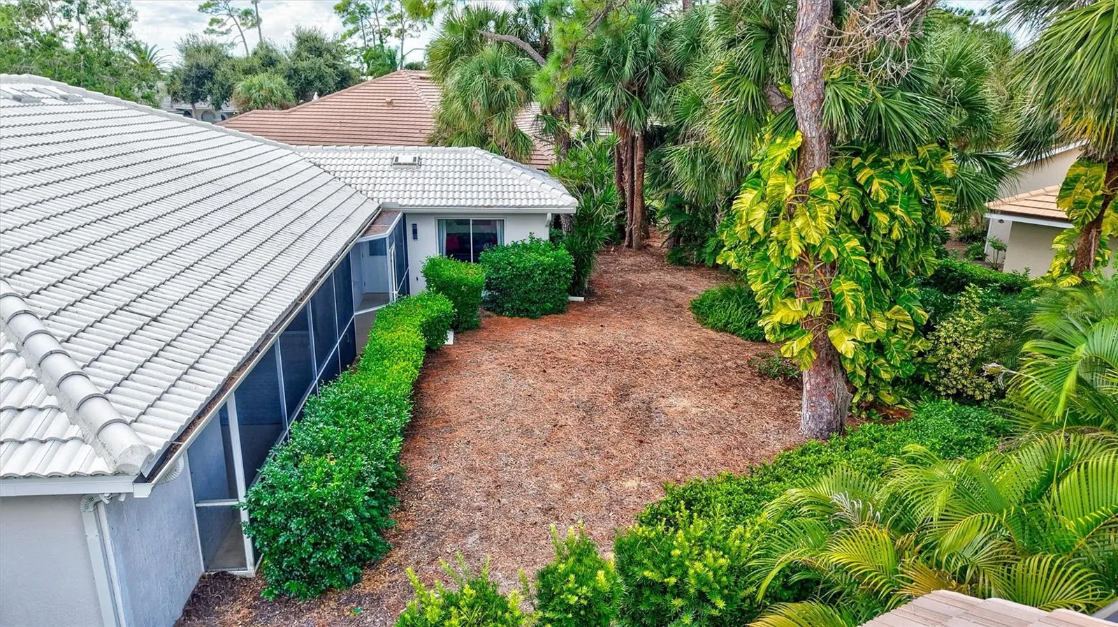 2104 TOCOBAGA LN