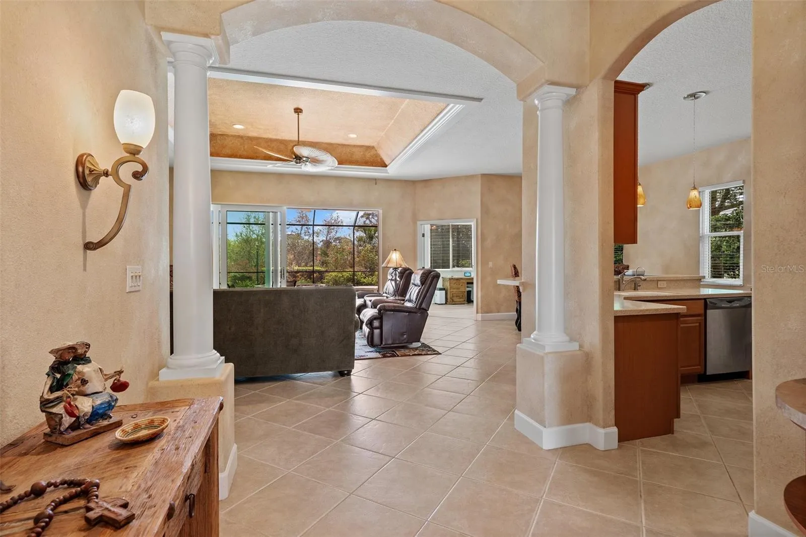 866 PLACID LAKE DR