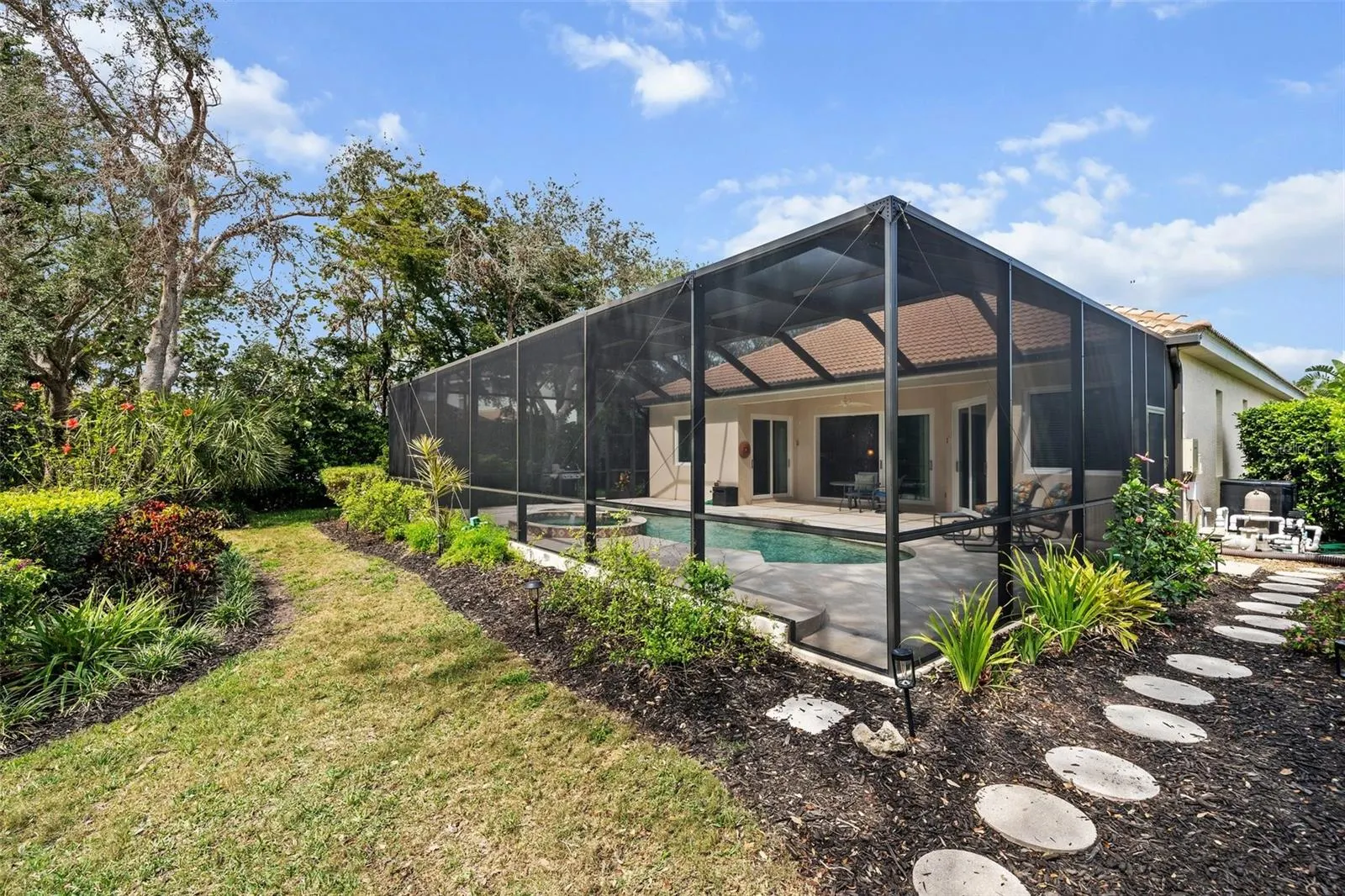 866 PLACID LAKE DR