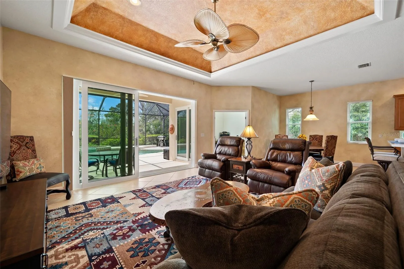 866 PLACID LAKE DR