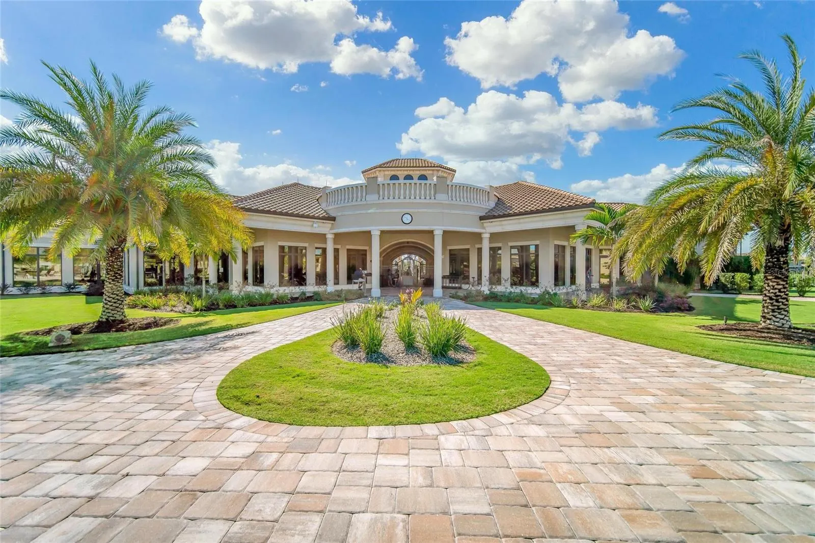 5622 MULLIGAN WAY