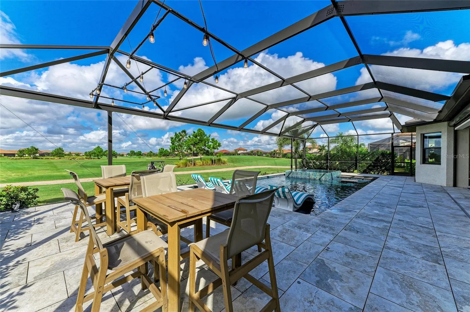 5622 MULLIGAN WAY