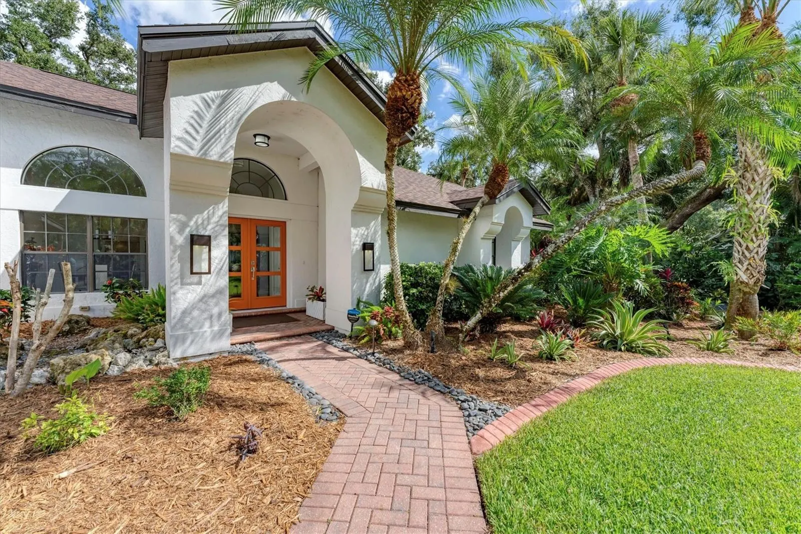 8704 MISTY CREEK DR