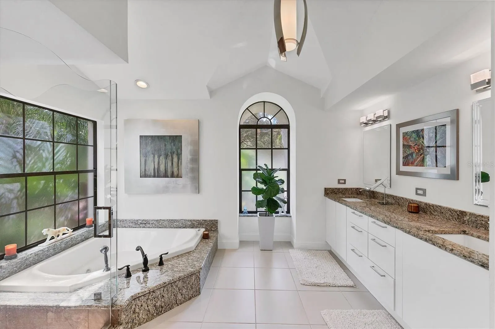 8704 MISTY CREEK DR