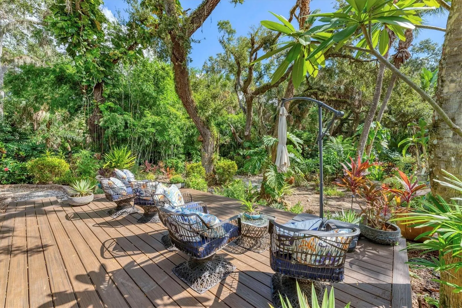 8704 MISTY CREEK DR