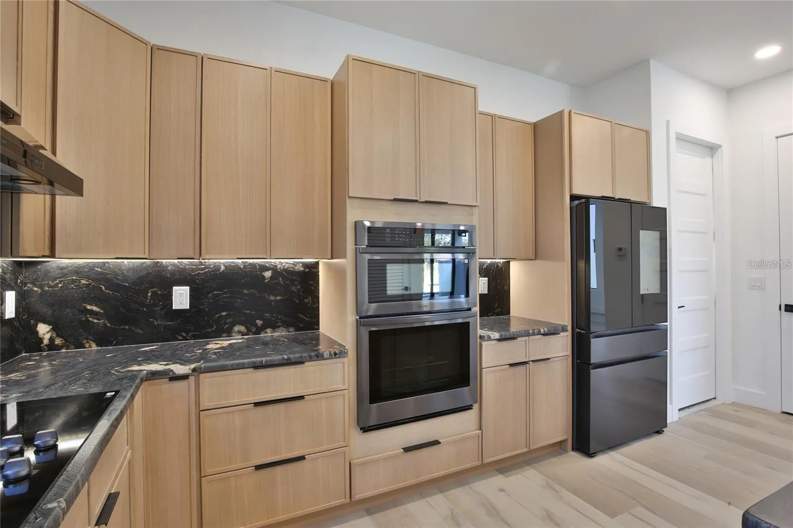 2345 OAK TER