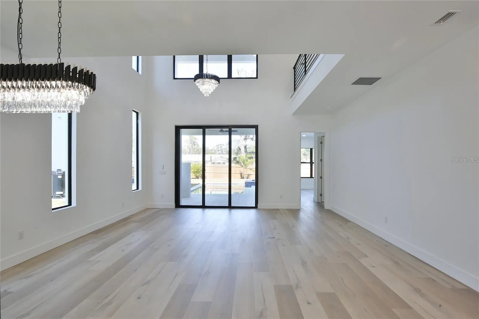 2345 OAK TER