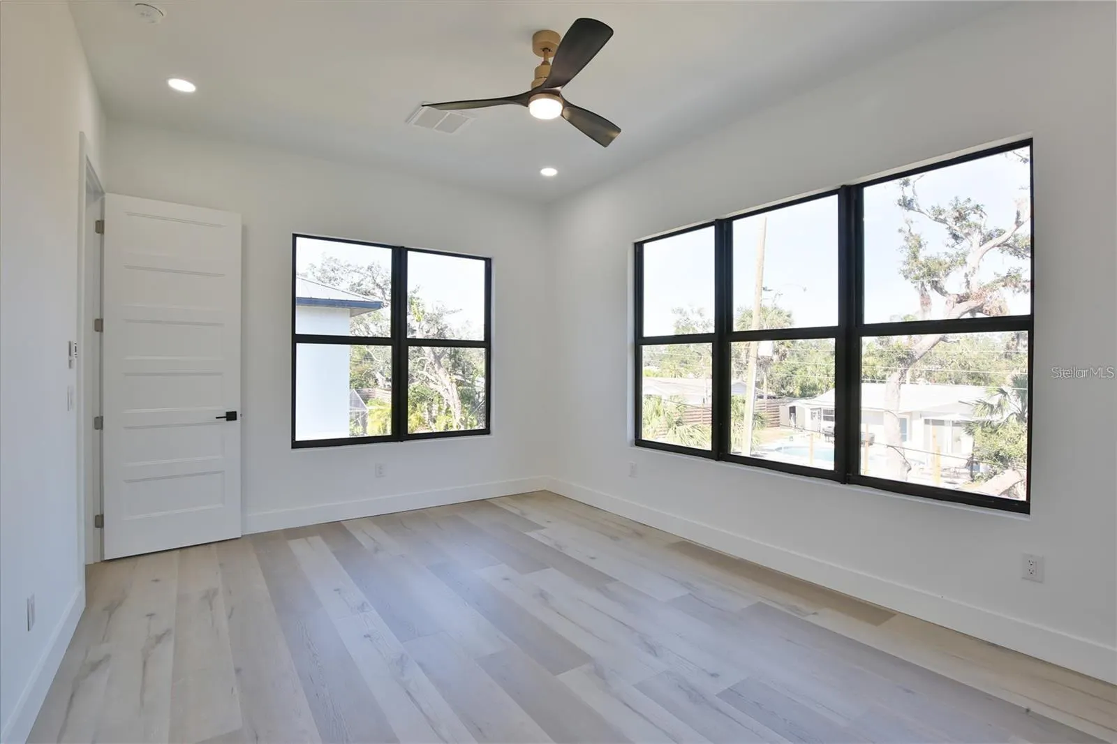 2345 OAK TER