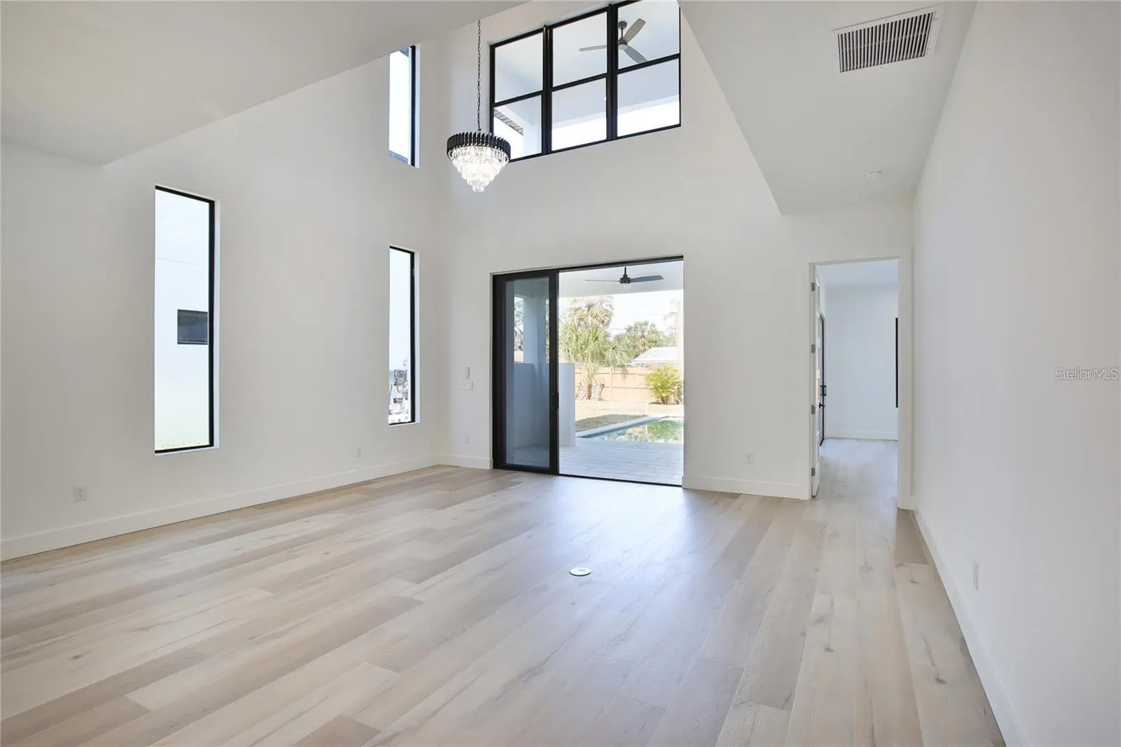 2345 OAK TER