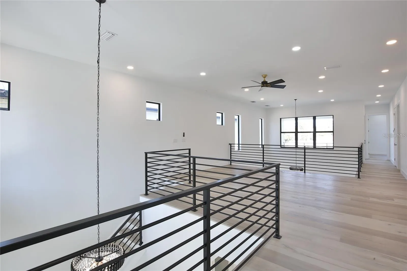 2345 OAK TER