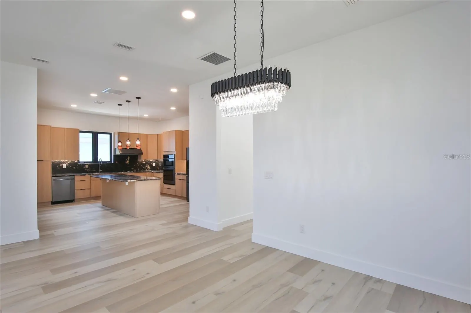 2345 OAK TER