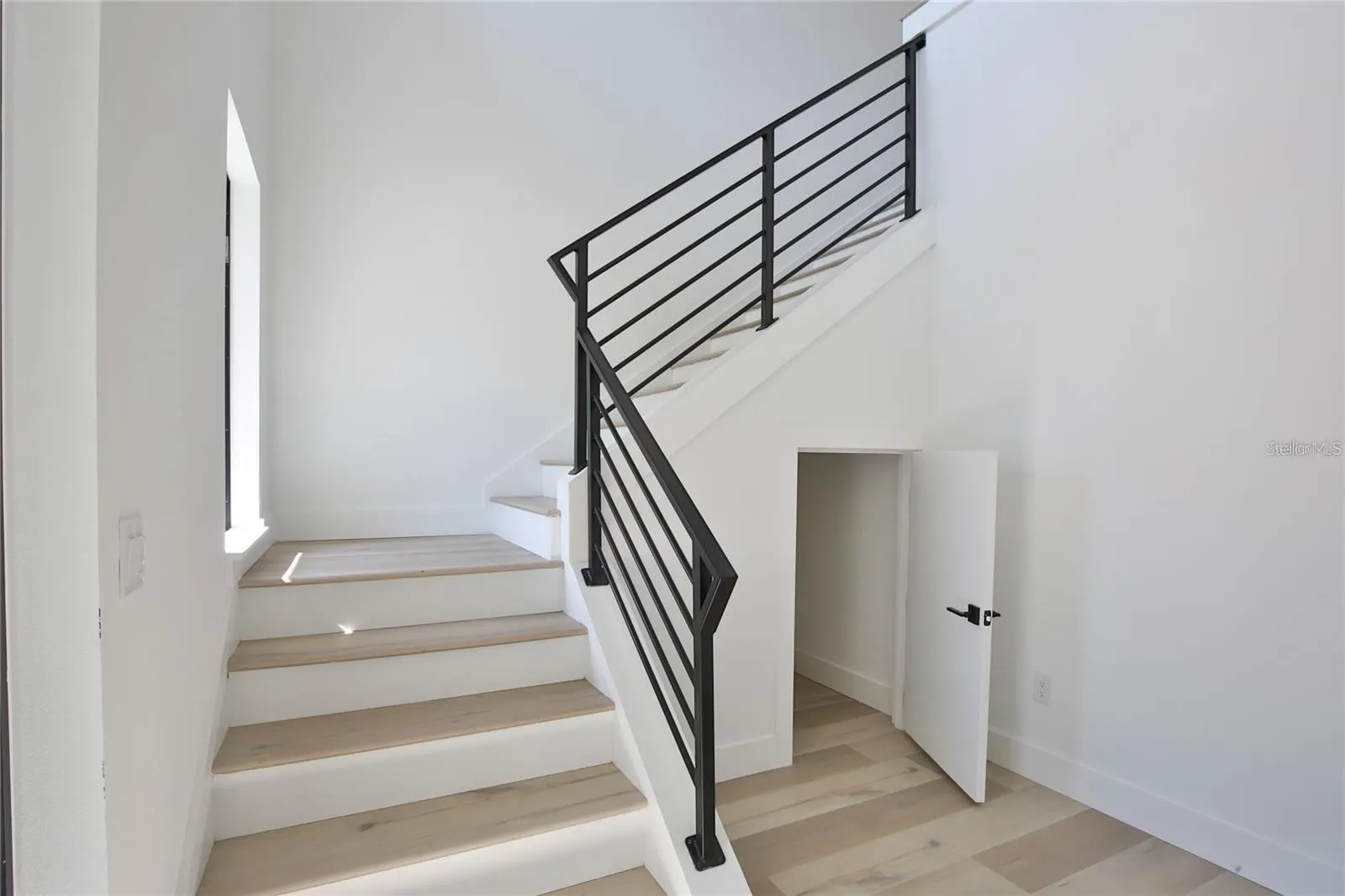 2345 OAK TER