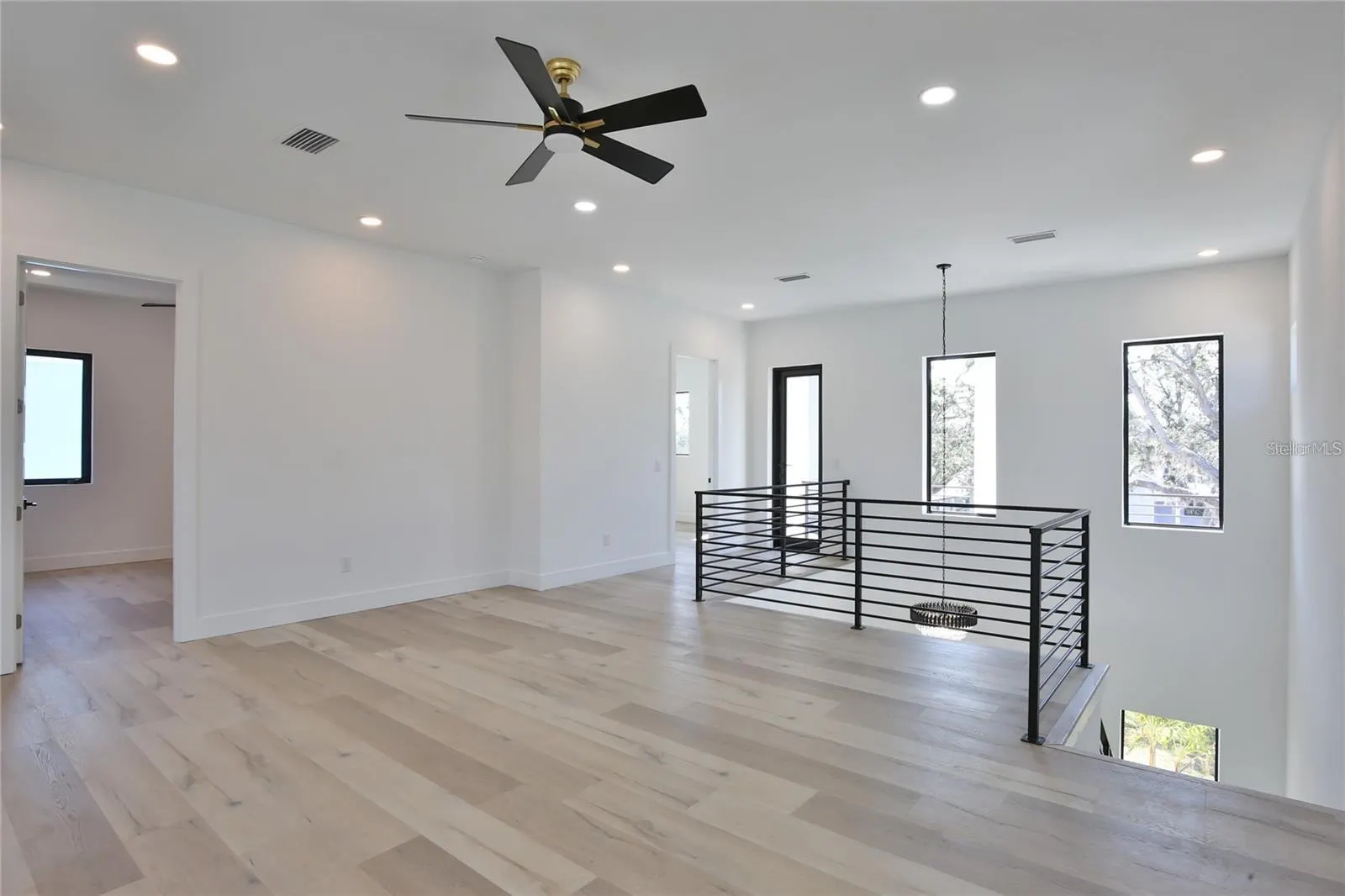 2345 OAK TER