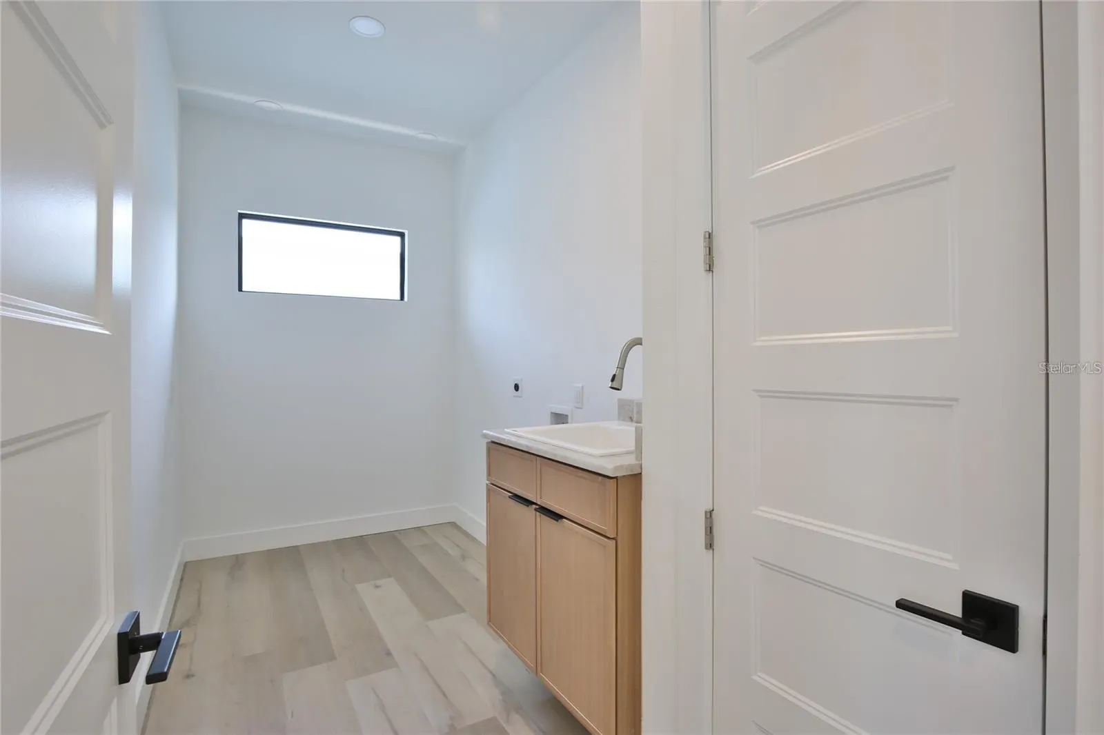 2345 OAK TER