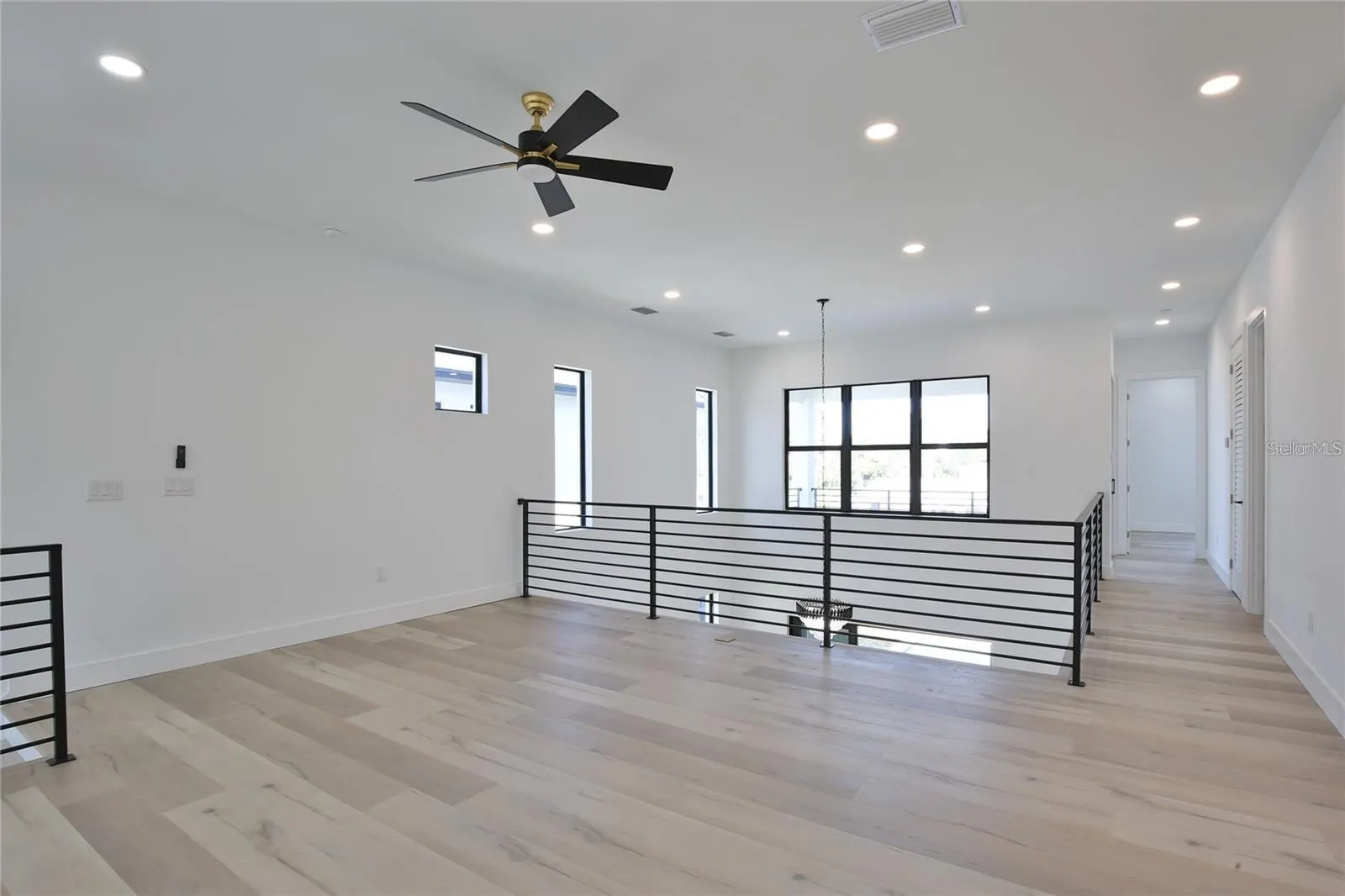 2345 OAK TER