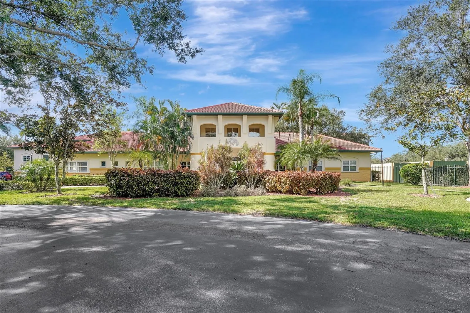 11510 VILLA GRAND #407, #407