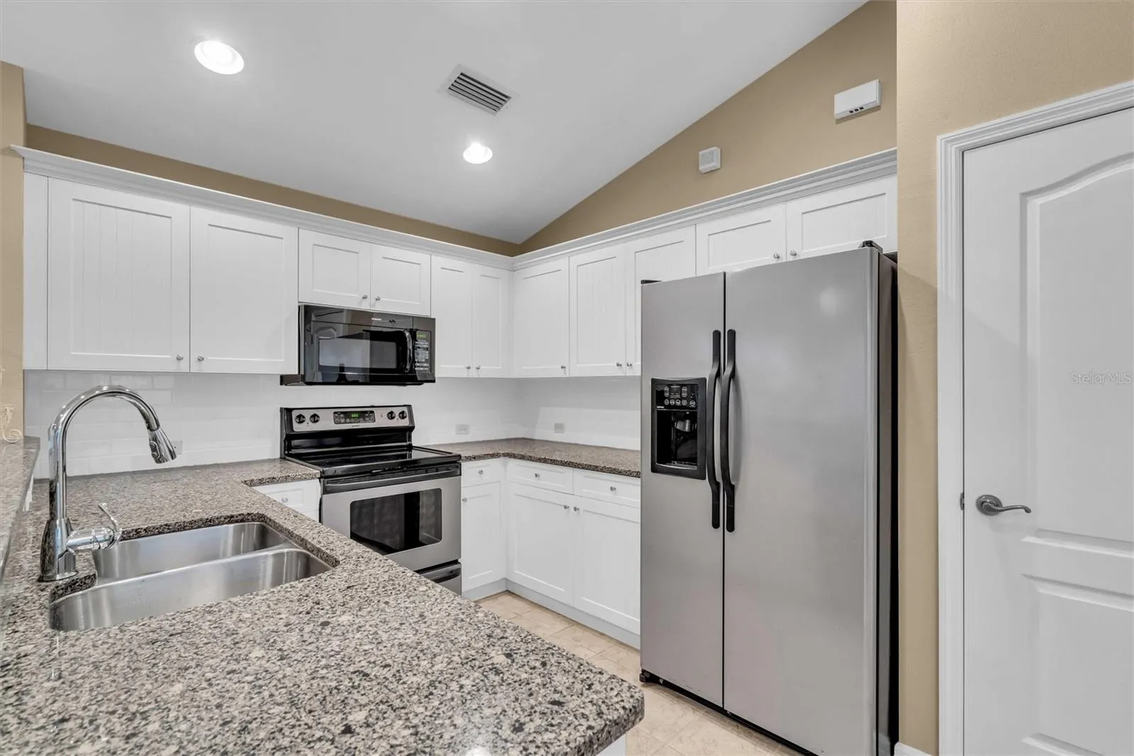 4912 FOREST CREEK TRL