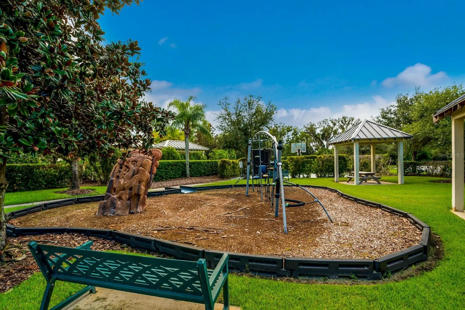4912 FOREST CREEK TRL