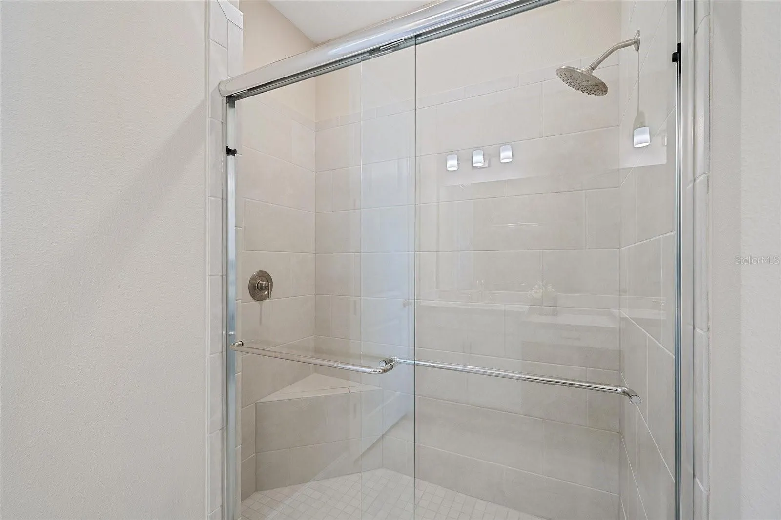 6120 PLATEAU CT