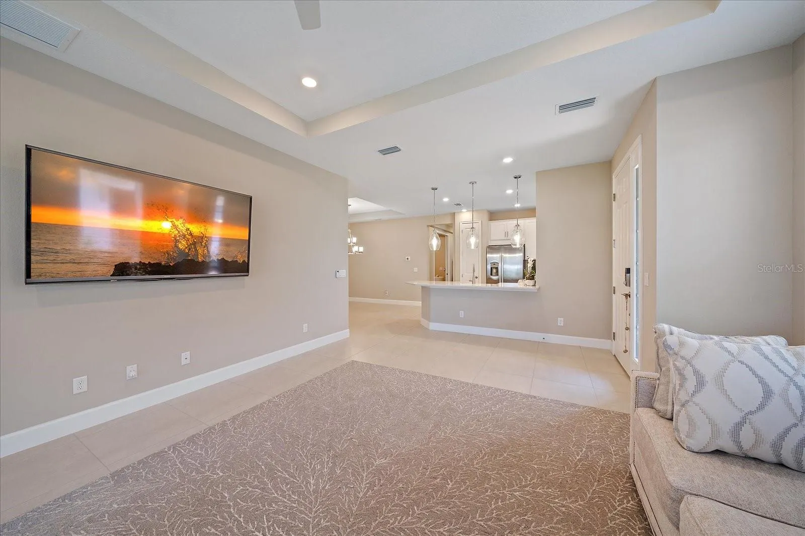 6120 PLATEAU CT