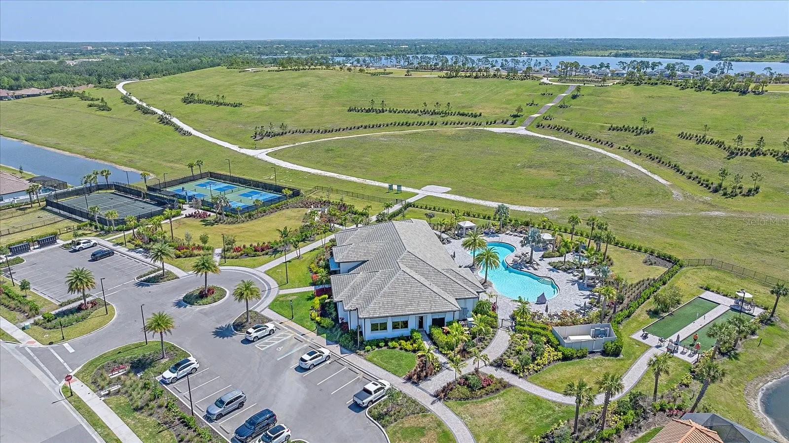 6120 PLATEAU CT