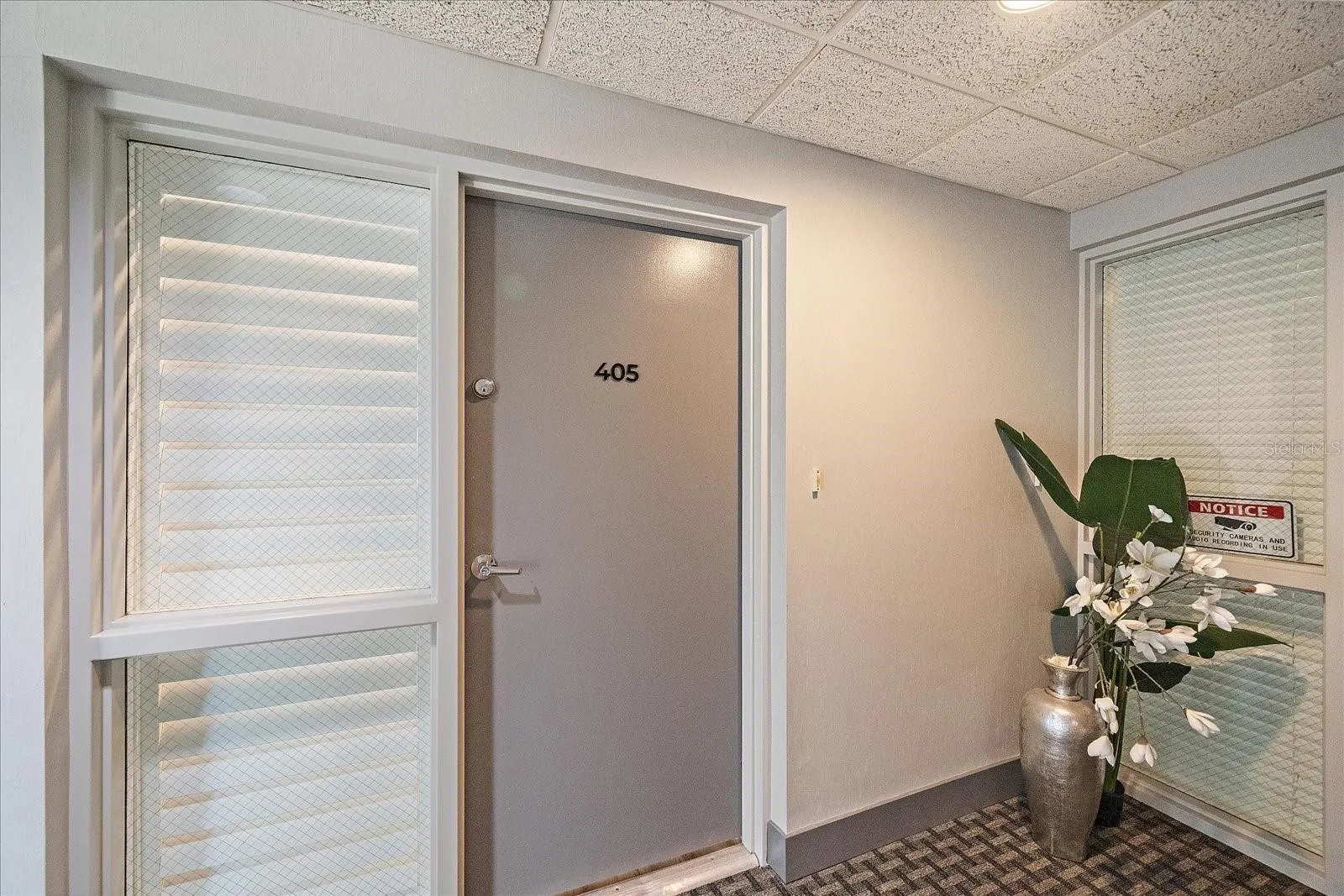 5400 EAGLES POINT CIR #405, #405