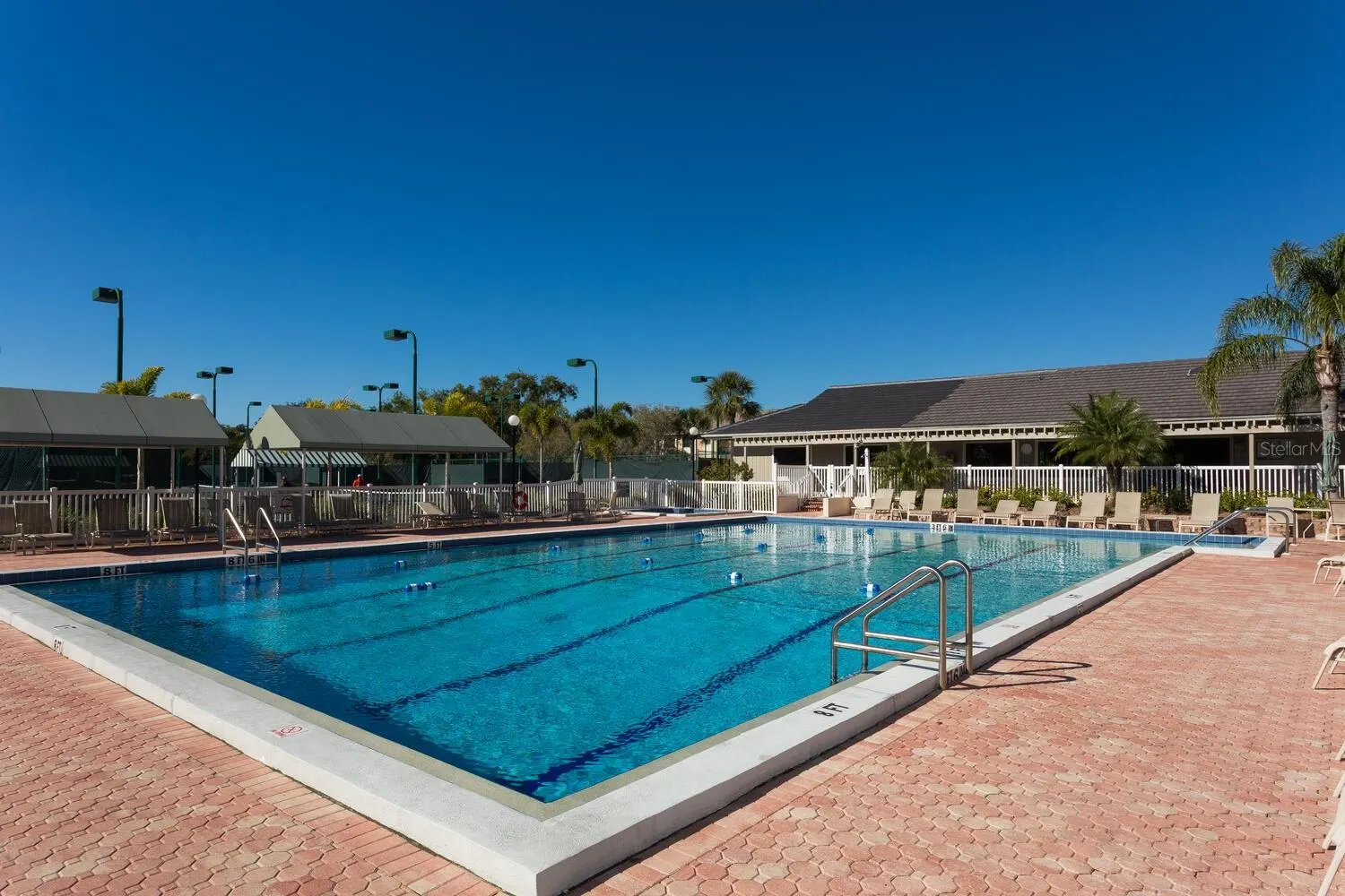5400 EAGLES POINT CIR #405, #405