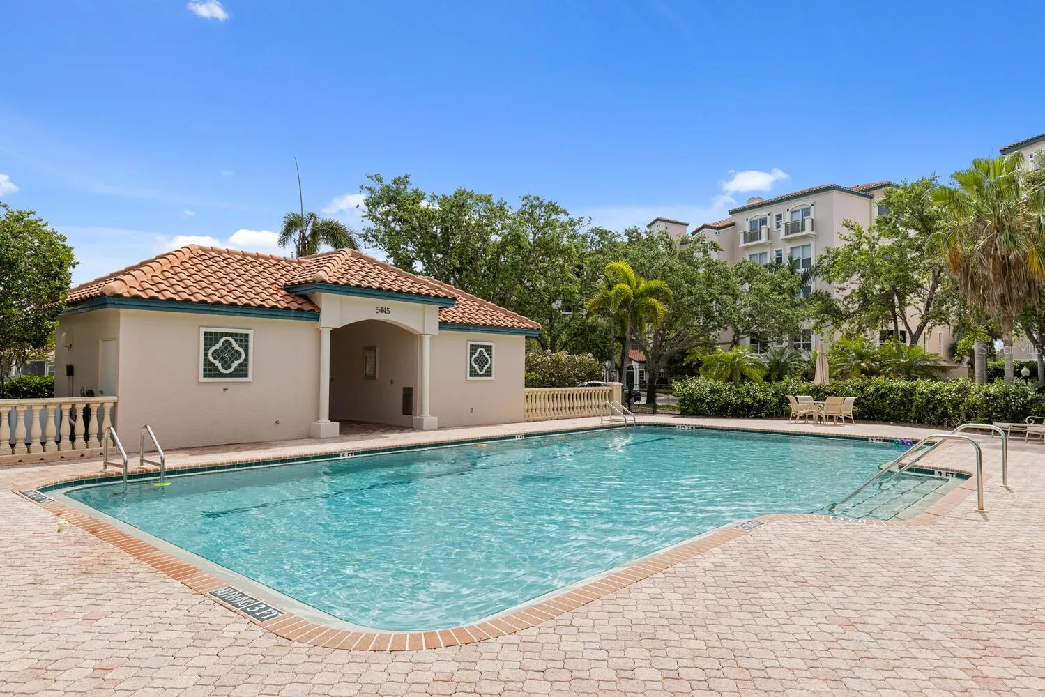 5400 EAGLES POINT CIR #405, #405