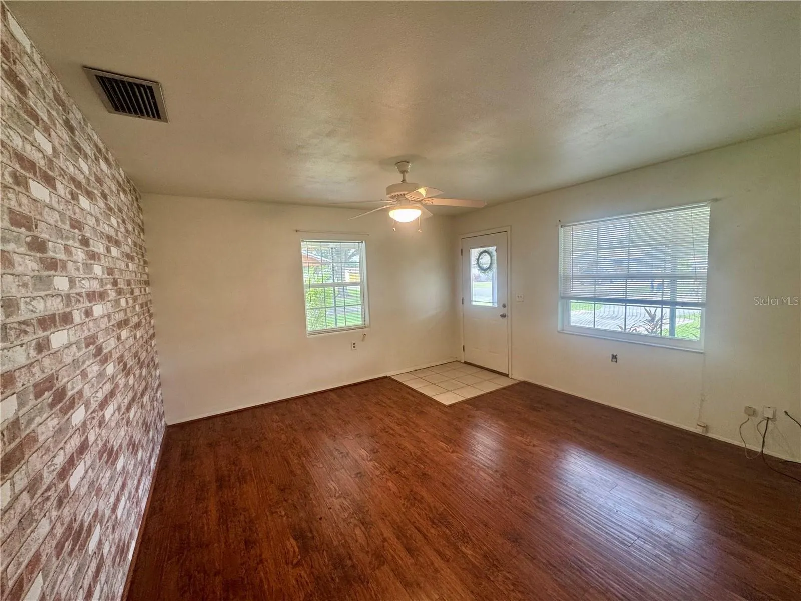 418 N 16TH AVE