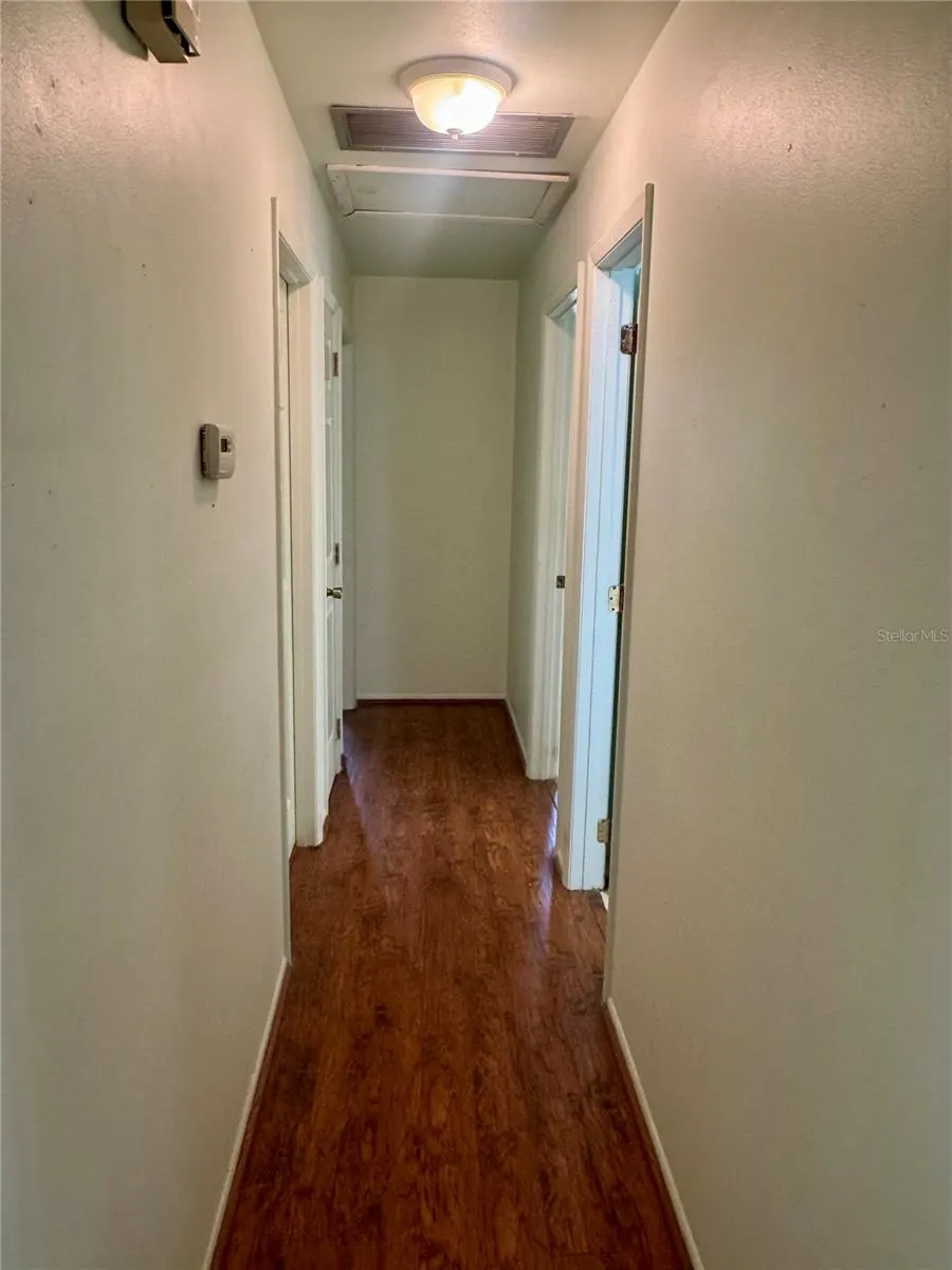 418 N 16TH AVE
