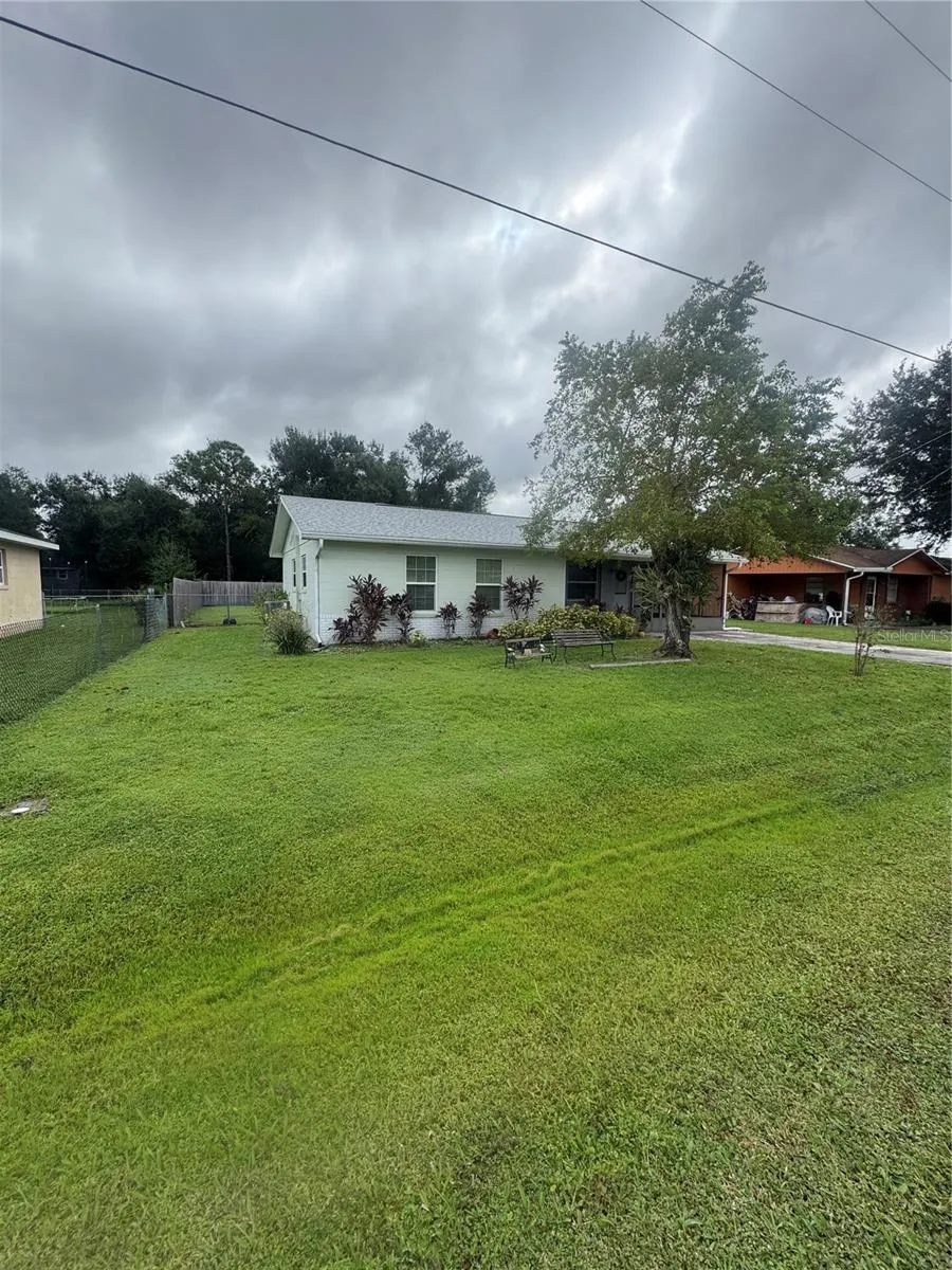 418 N 16TH AVE
