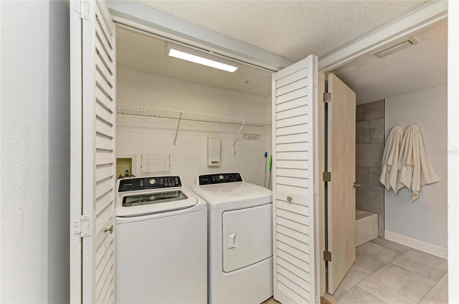 9320 CLUBSIDE CIR #2104, #2104