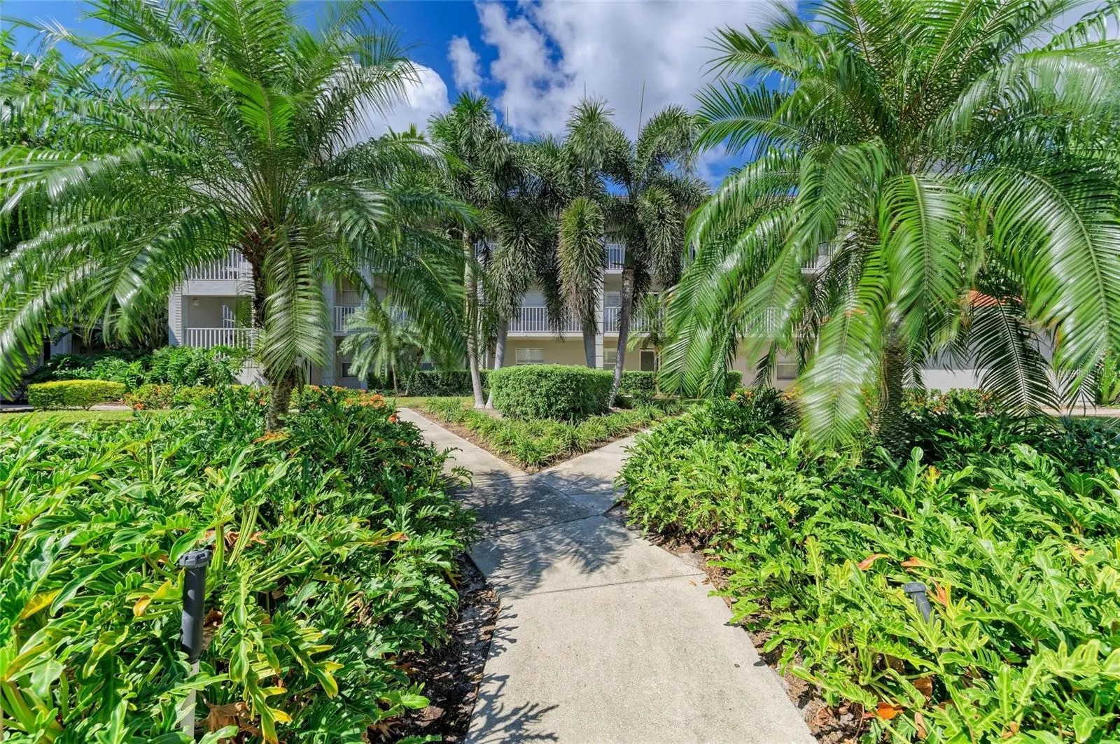 9320 CLUBSIDE CIR #2104, #2104