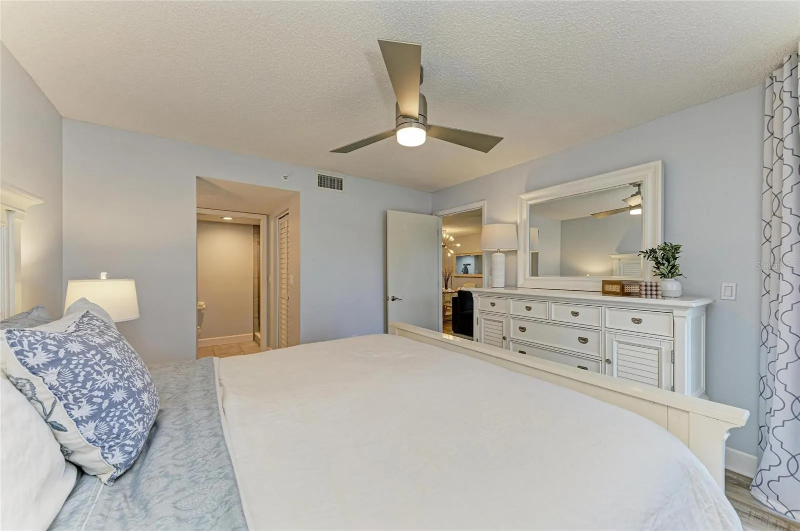 9320 CLUBSIDE CIR #2104, #2104