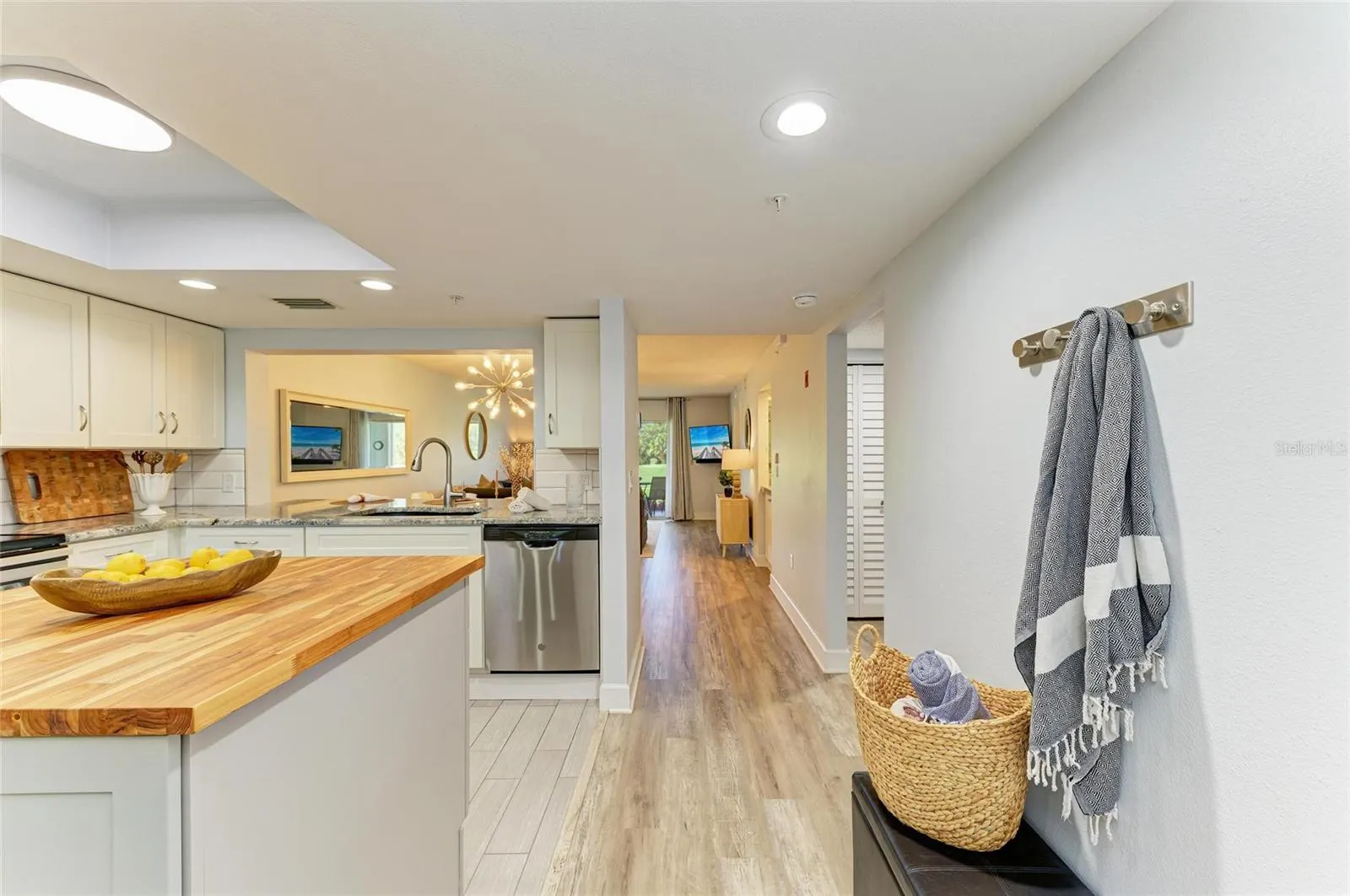 9320 CLUBSIDE CIR #2104, #2104