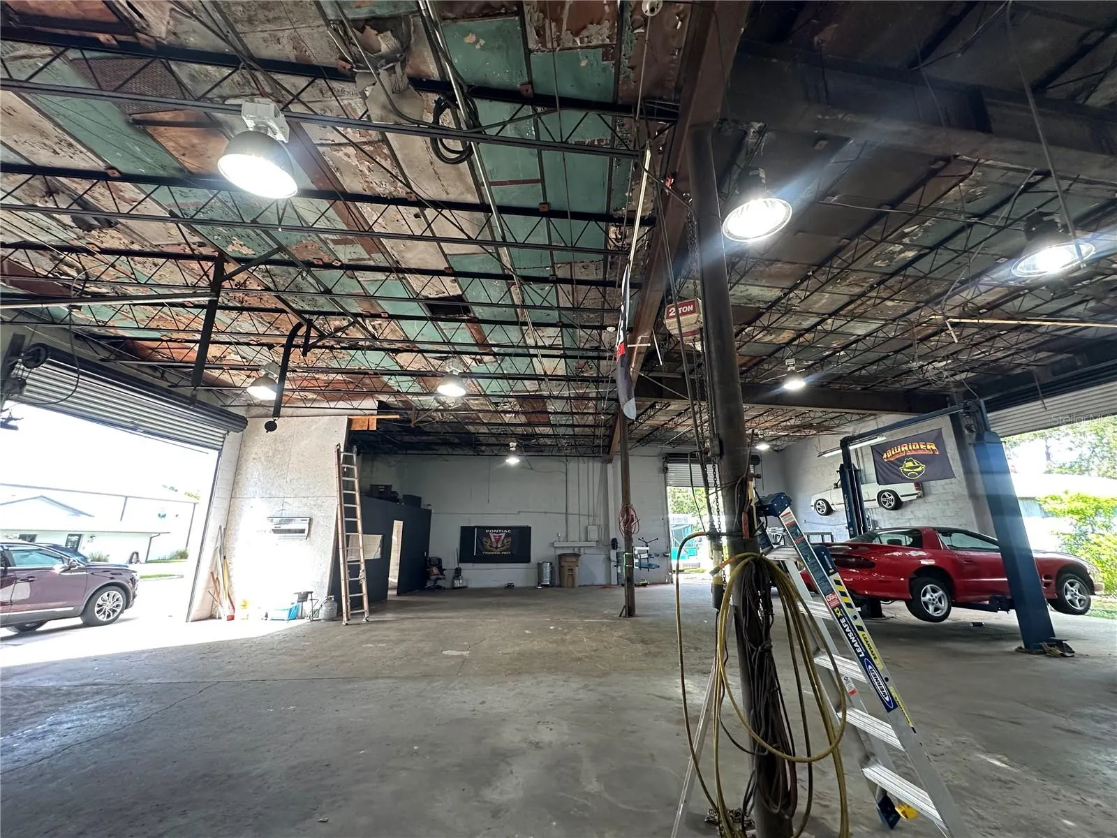 212 N FLORIDA AVE