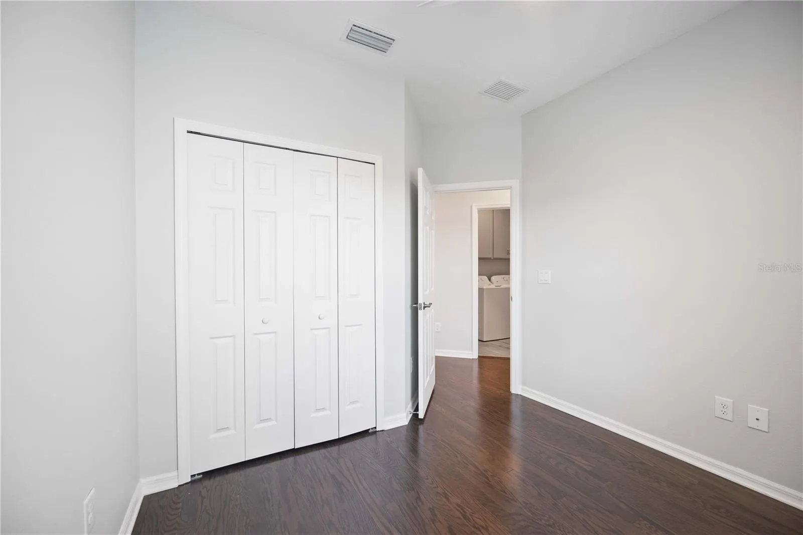 3040 VIA SIENNA CIR