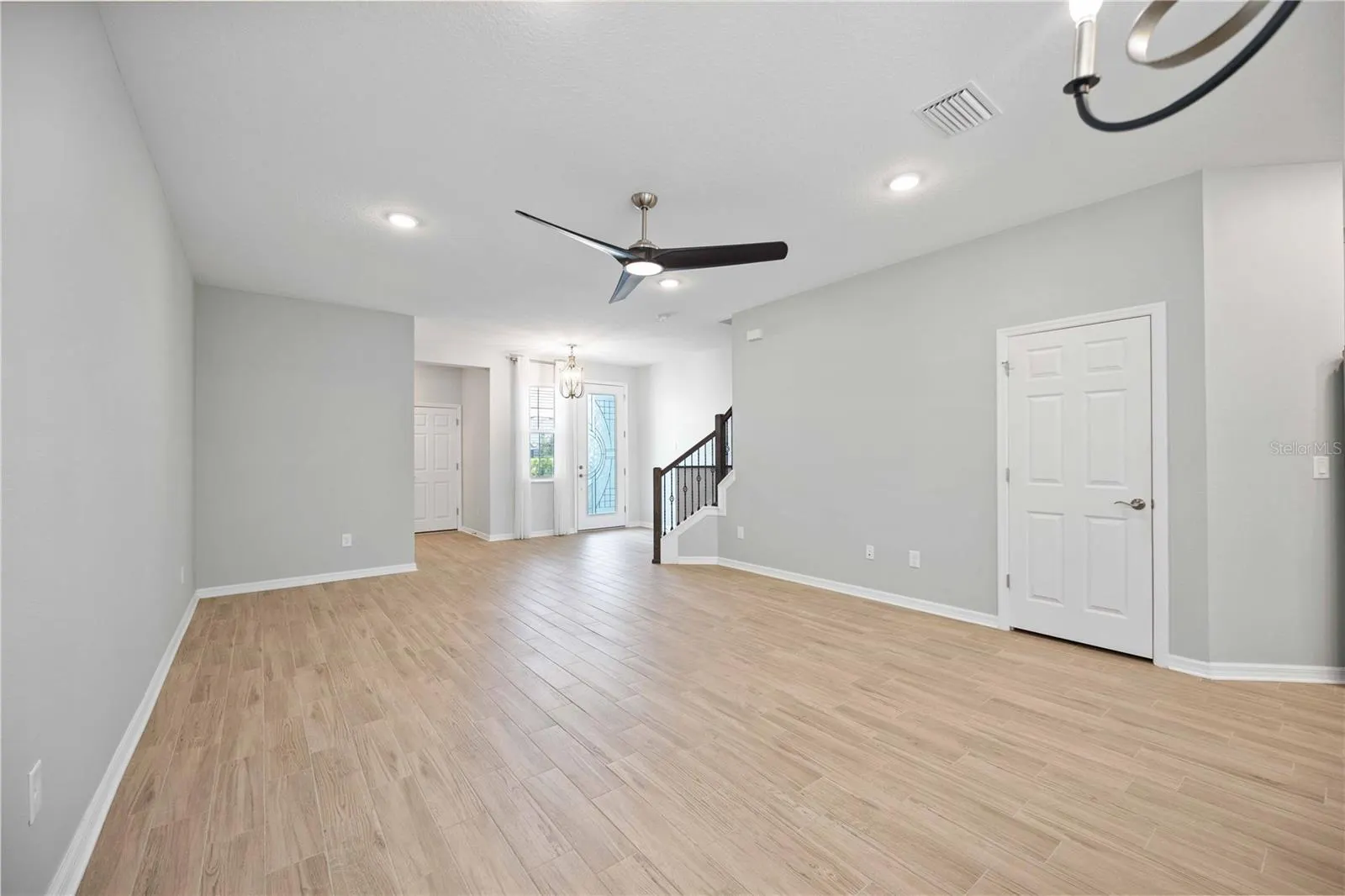 3040 VIA SIENNA CIR