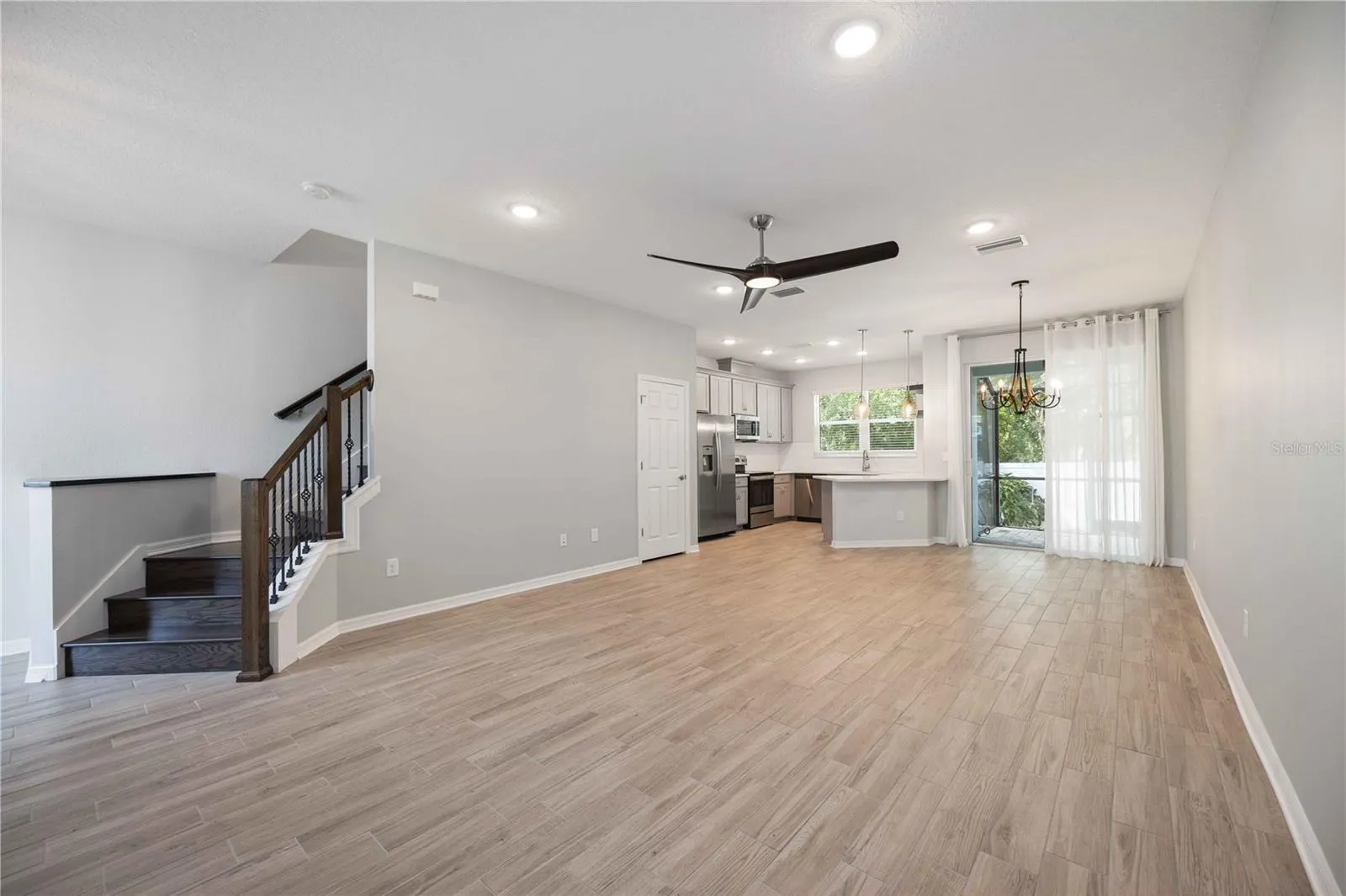 3040 VIA SIENNA CIR