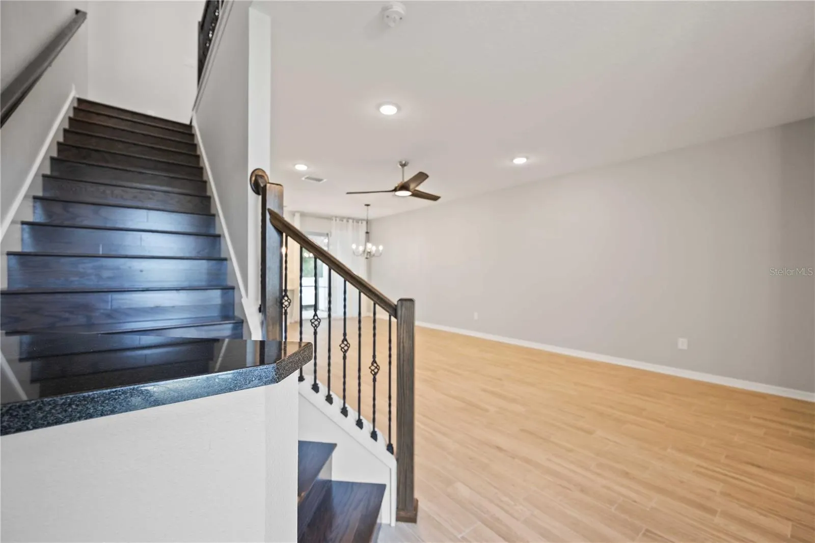 3040 VIA SIENNA CIR