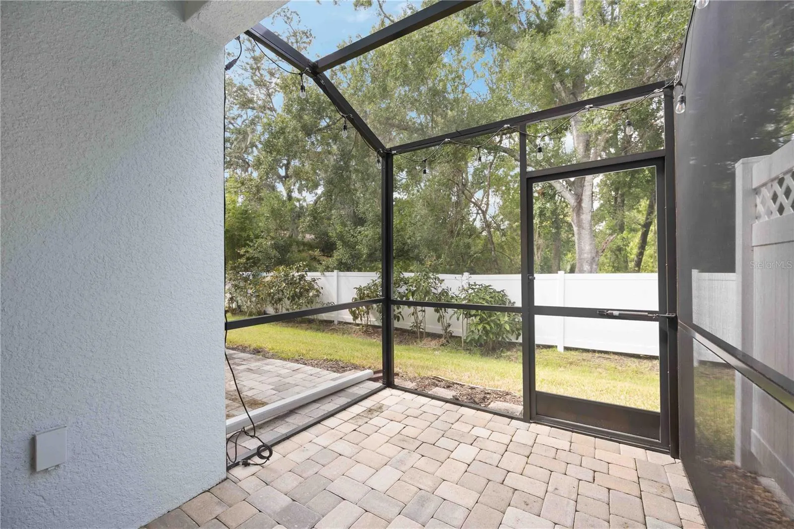 3040 VIA SIENNA CIR