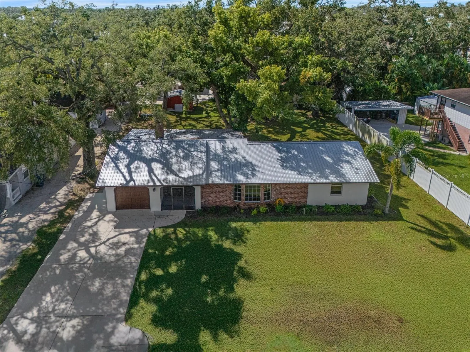 3428 HACIENDA ST