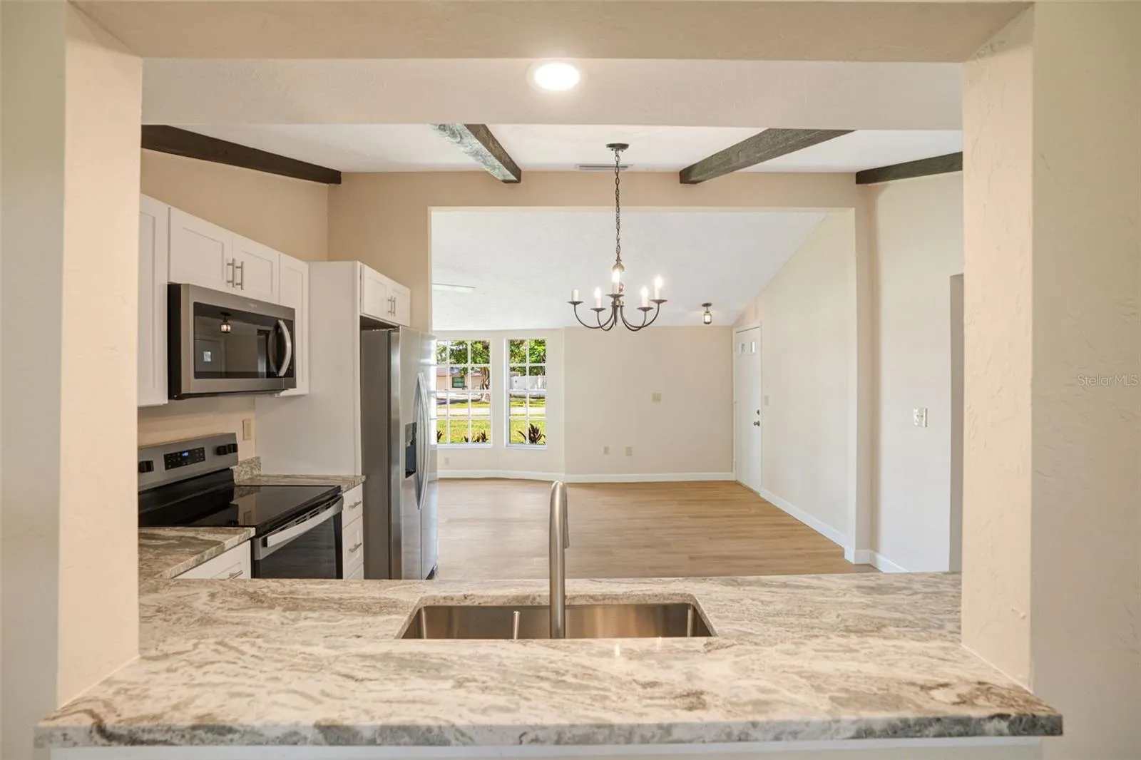 3428 HACIENDA ST