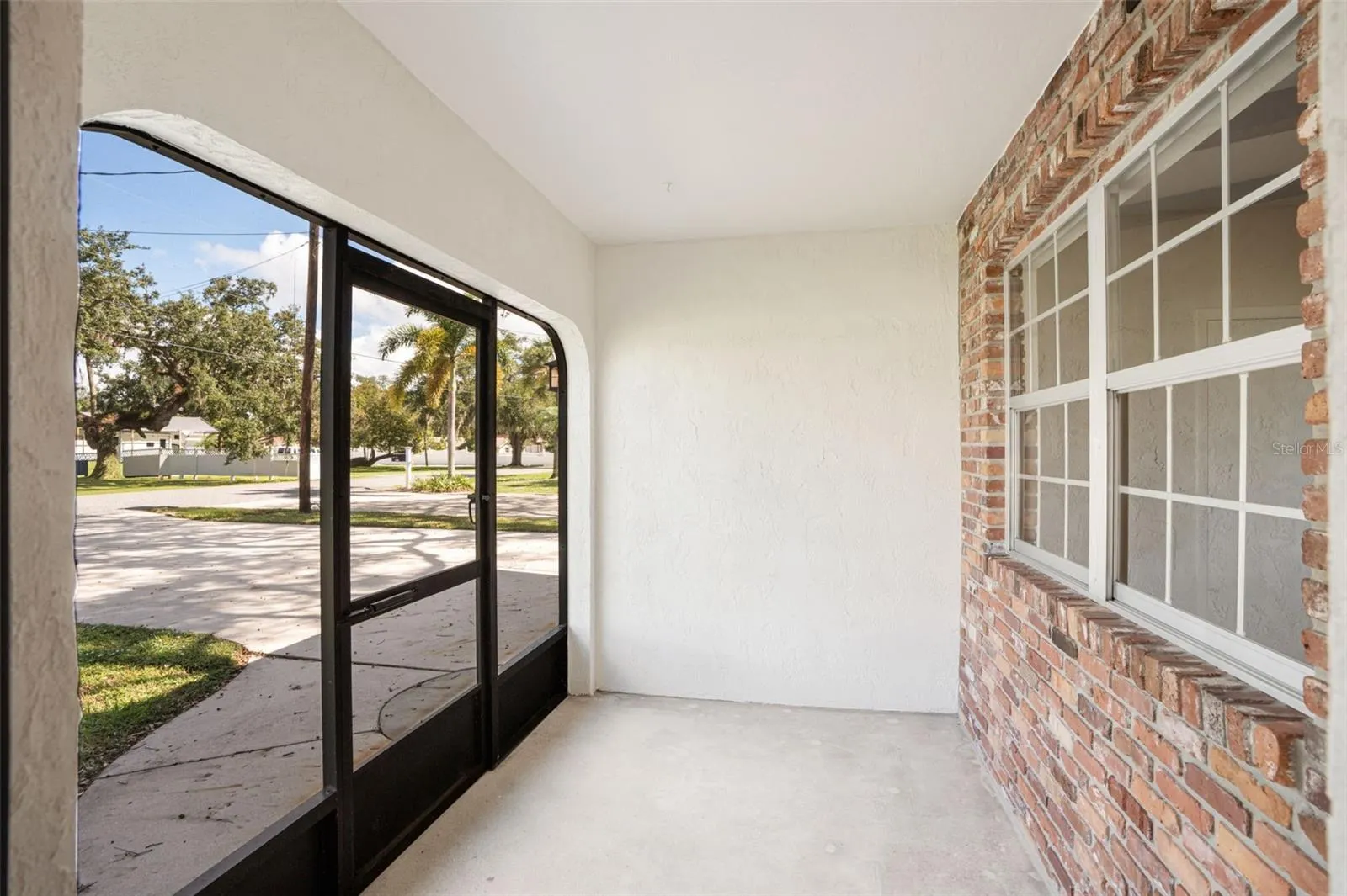 3428 HACIENDA ST