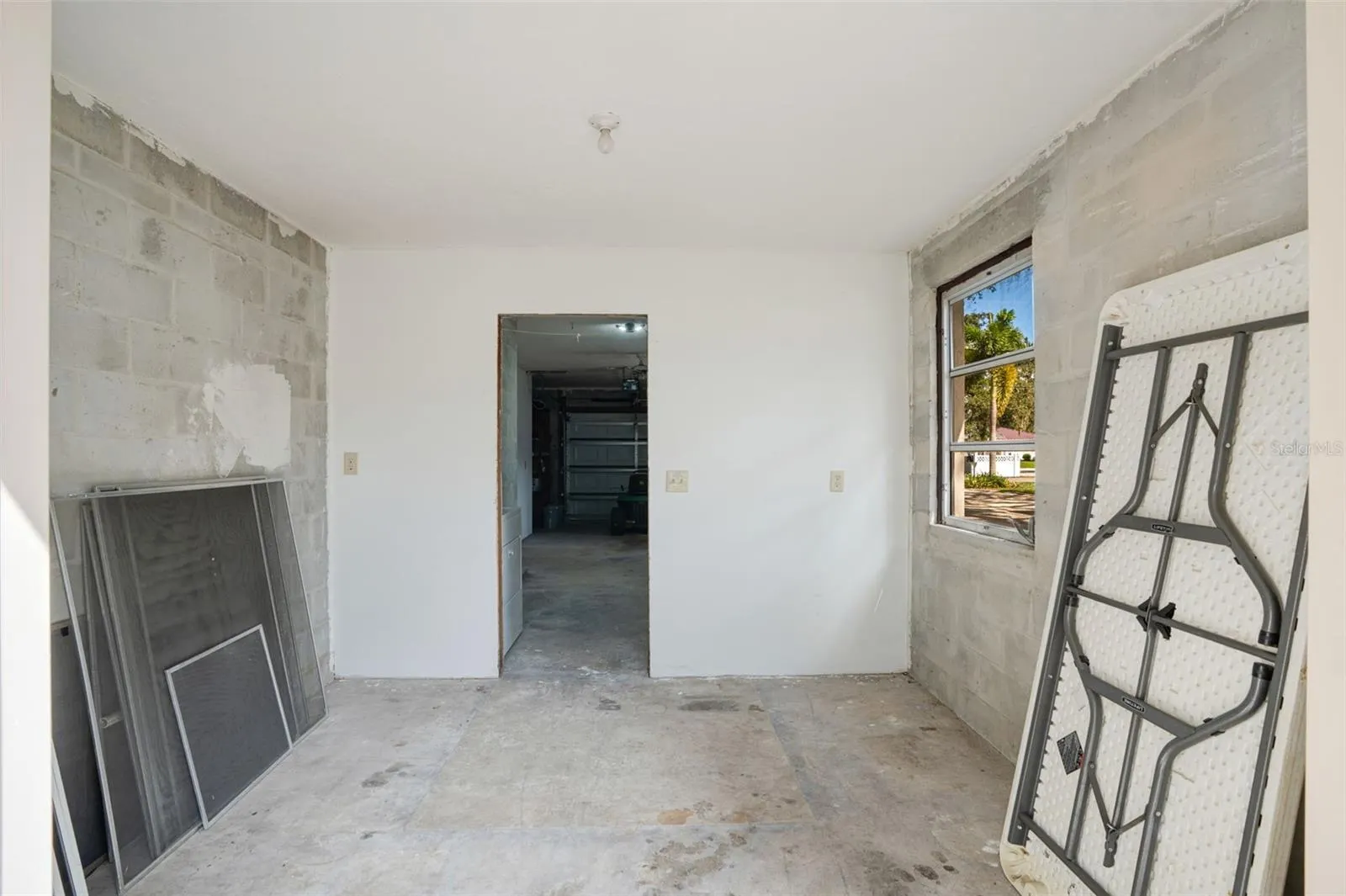 3428 HACIENDA ST