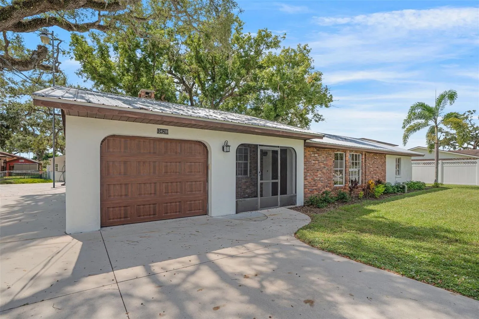 3428 HACIENDA ST